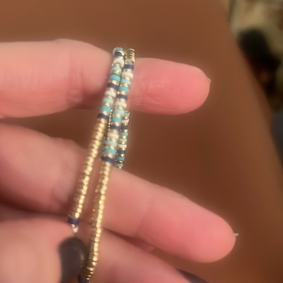 Multi Color Blue and Gold Stretch Bracelet - Picture 2 of 3